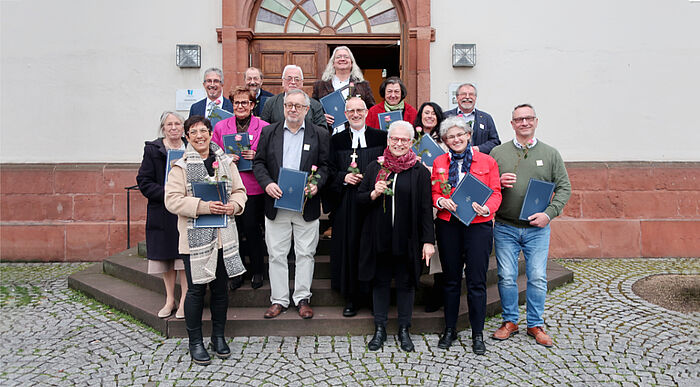 12 Kirchenführer*innen beeendeten ihre Ausbildung im März